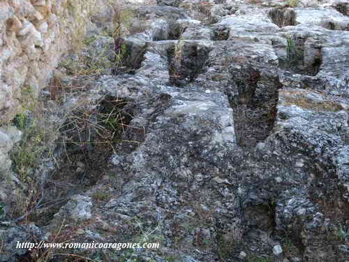 NECRÓPOLIS MEDIEVAL DE SAN MARTÍN